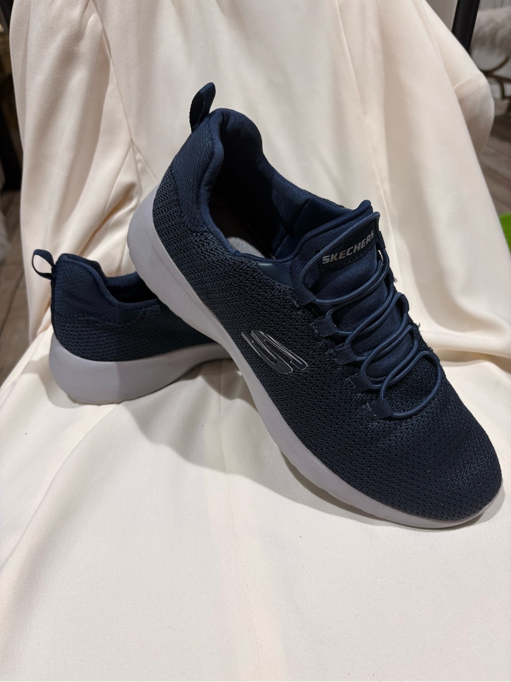 SKECHERS wide fit Men's Athletic Sneaker Low top Navy Textile Solid slip on 8.5